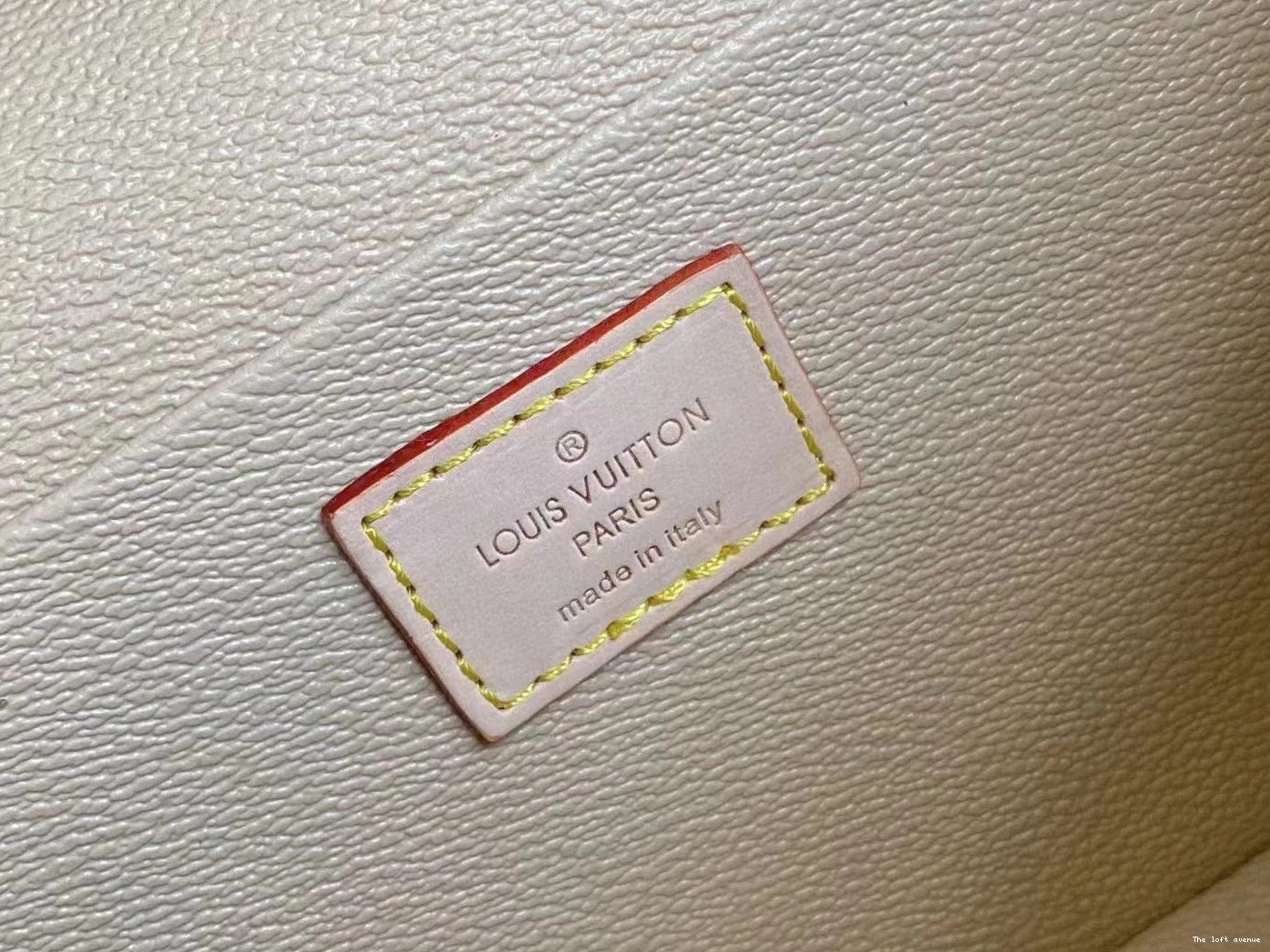 LV MAKE VANITY UP BAG CUSTOM 0712